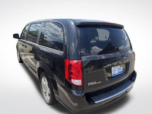 Black Onyx Crystal Pearlcoat 2017 Dodge Grand Caravan SE