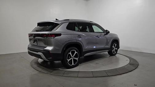 Silver 2026 Volkswagen Tiguan 2.0T SE
