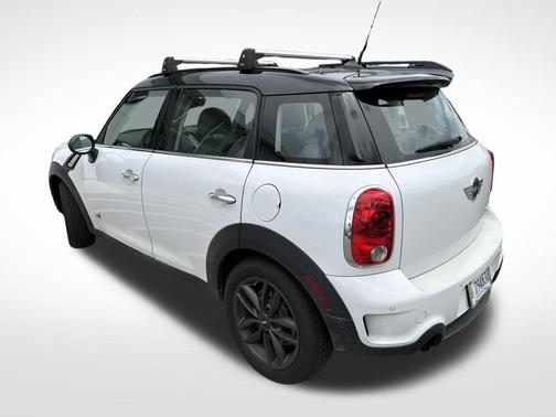 Light White 2013 MINI Countryman Base