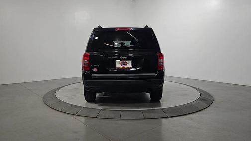Black Clearcoat 2014 Jeep Patriot Sport