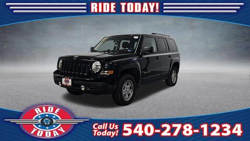 Black Clearcoat 2014 Jeep Patriot Sport