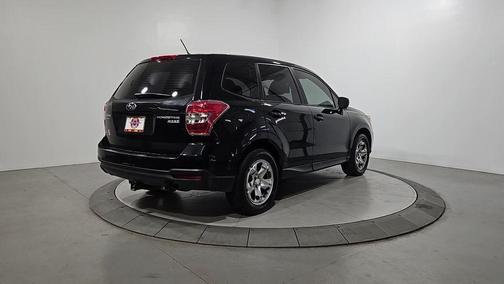 Crystal Black Silica 2014 Subaru Forester 2.5i