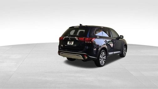 2020 Mitsubishi Outlander ES