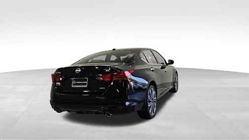 2024 Nissan Altima 2.5 SL