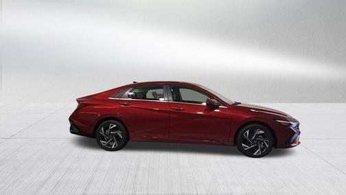 2025 Hyundai ELANTRA HEV Limited