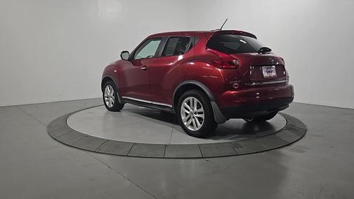 Cayenne Red Metallic 2013 Nissan Juke SL
