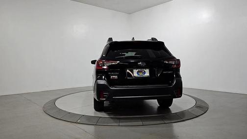 Crystal Black Silica 2021 Subaru Outback Premium
