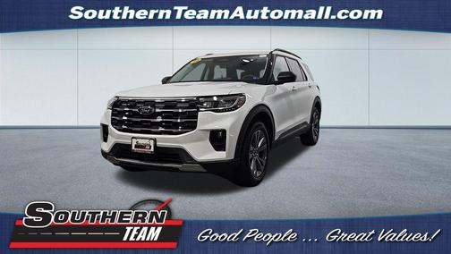 White Metallic 2026 Ford Explorer Active