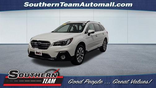Crystal White Pearl 2019 Subaru Outback 2.5i Touring