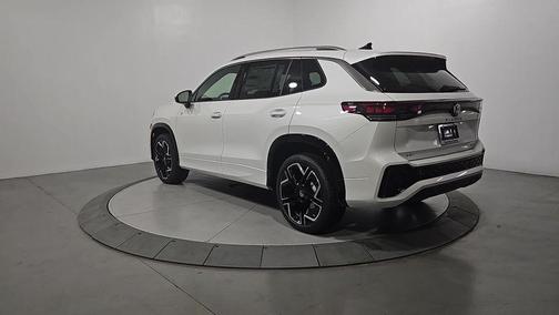 2025 Volkswagen Tiguan 2.0T SEL R-Line