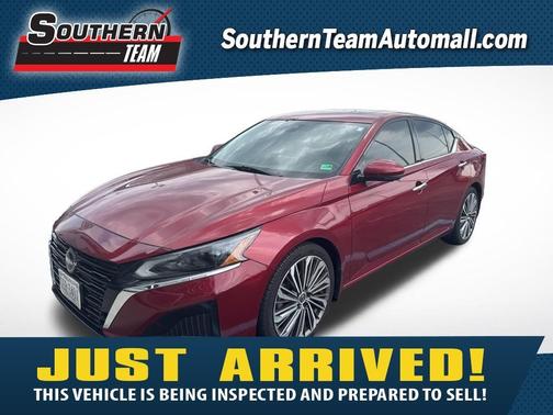 Scarlet Ember 2023 Nissan Altima 2.5 SL