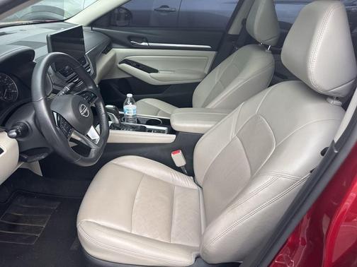 Scarlet Ember 2023 Nissan Altima 2.5 SL