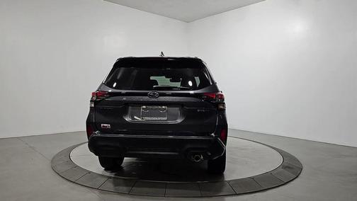 Magnetite Gray Metallic 2026 Subaru Forester Sport