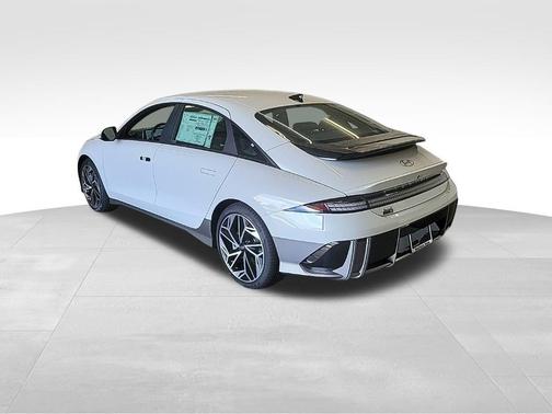 2023 Hyundai IONIQ 6 SEL