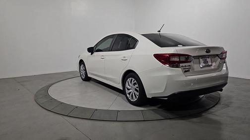 2019 Subaru Impreza 2.0i