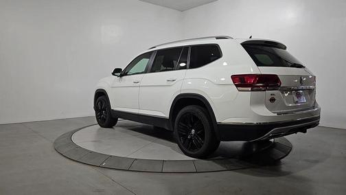 Pure White 2019 Volkswagen Atlas SEL