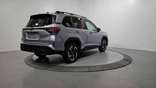 Ice Silver Metallic 2026 Subaru Forester AWD