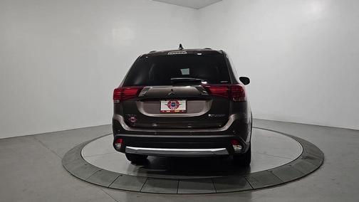 2017 Mitsubishi Outlander ES