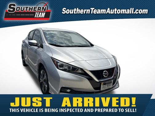 Brilliant Silver Metallic 2021 Nissan Leaf SL Plus