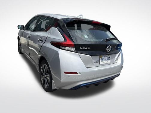 Brilliant Silver Metallic 2021 Nissan Leaf SL Plus