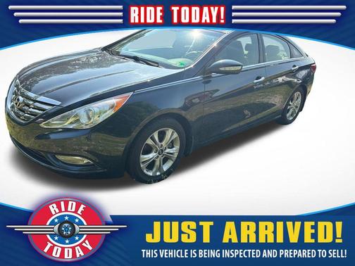 2013 Hyundai SONATA Limited