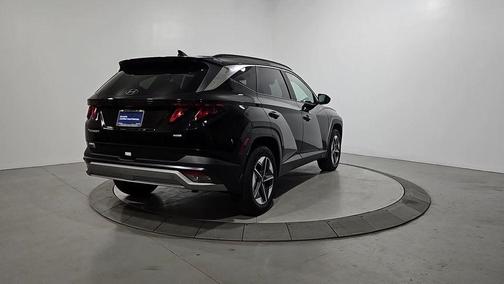 Phantom Black 2025 Hyundai TUCSON SEL