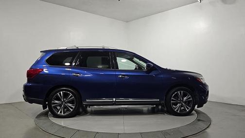 2019 Nissan Pathfinder Platinum