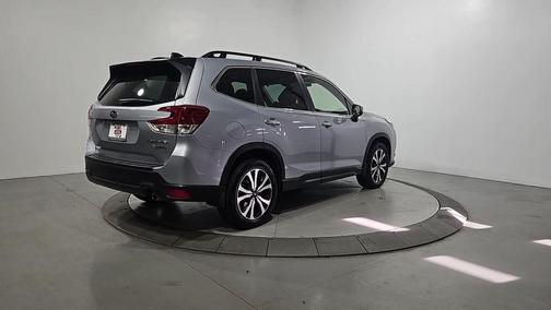Ice Silver Metallic 2024 Subaru Forester Limited