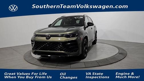 2026 Volkswagen Tiguan 2.0T SE R-Line Black