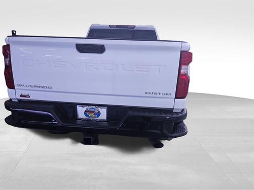 2024 Chevrolet Silverado 2500 Custom