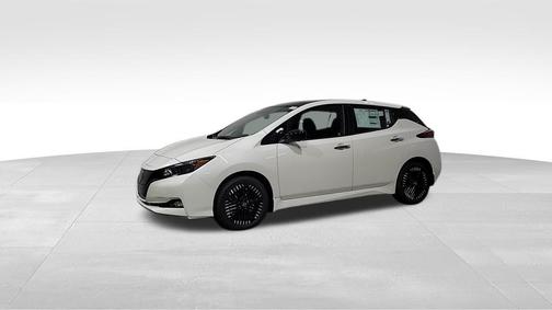 2024 Nissan Leaf SV PLUS