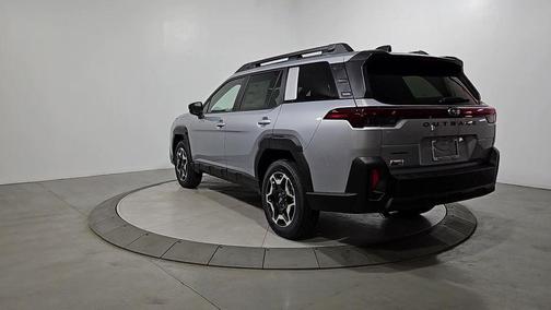 Ice Silver Metallic 2026 Subaru Outback Touring