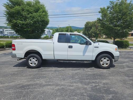Oxford White Clearcoat 2004 Ford F-150