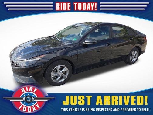 2021 Hyundai ELANTRA SE