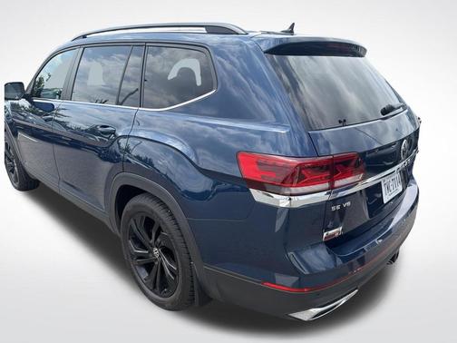 Tourmaline Blue Metallic 2022 Volkswagen Atlas 3.6L V6 SE w/Technology