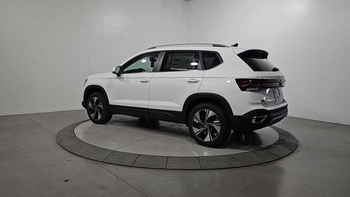Blue 2026 Volkswagen Taos 1.5T SE