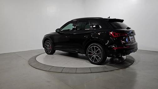 Mythos Black Metallic 2025 Audi SQ5 Premium Plus