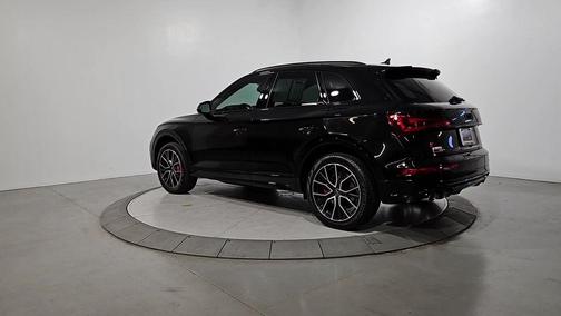 Mythos Black Metallic 2025 Audi SQ5 3.0T Premium Plus