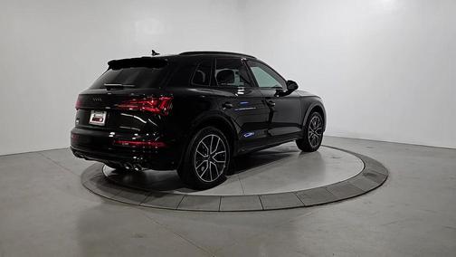 Mythos Black Metallic 2025 Audi SQ5 3.0T Premium Plus