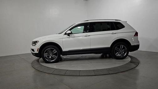 Pure White 2020 Volkswagen Tiguan 2.0T SEL