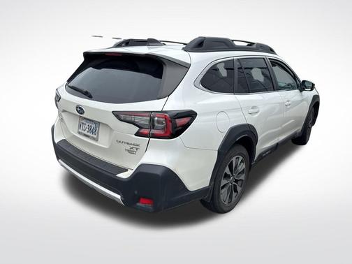 Crystal White Pearl 2023 Subaru Outback Limited XT