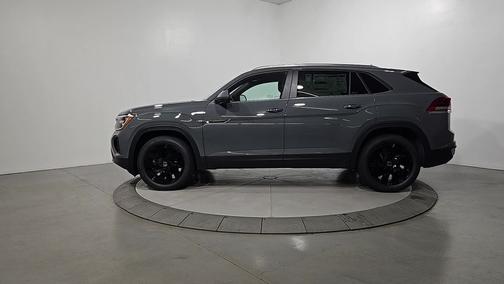 Pure Gray 2026 Volkswagen Atlas Cross Sport 2.0T SE w/Technology