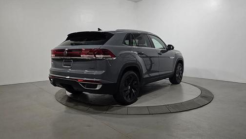 Pure Gray 2026 Volkswagen Atlas Cross Sport 2.0T SE W/TECHNOLOGY
