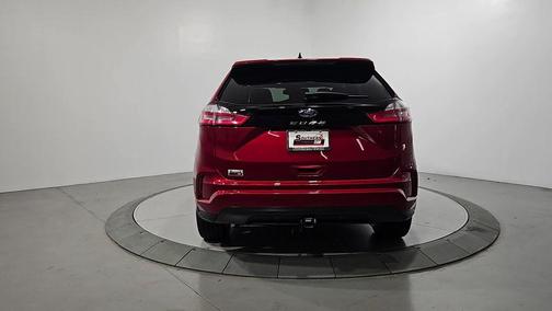 2022 Ford Edge ST Line