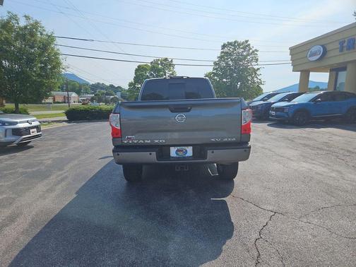 Gun Metallic 2017 Nissan Titan XD SV