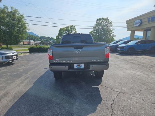 Gun Metallic 2017 Nissan Titan XD SV