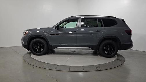 Pure Gray 2026 Volkswagen Atlas 2.0T Peak Edition