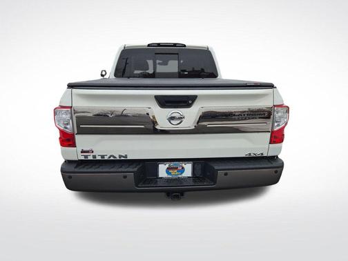 2017 Nissan Titan Platinum Reserve