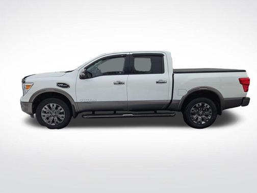 2017 Nissan Titan Platinum Reserve