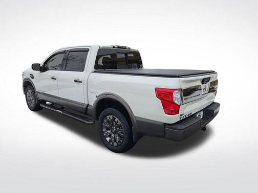 2017 Nissan Titan Platinum Reserve